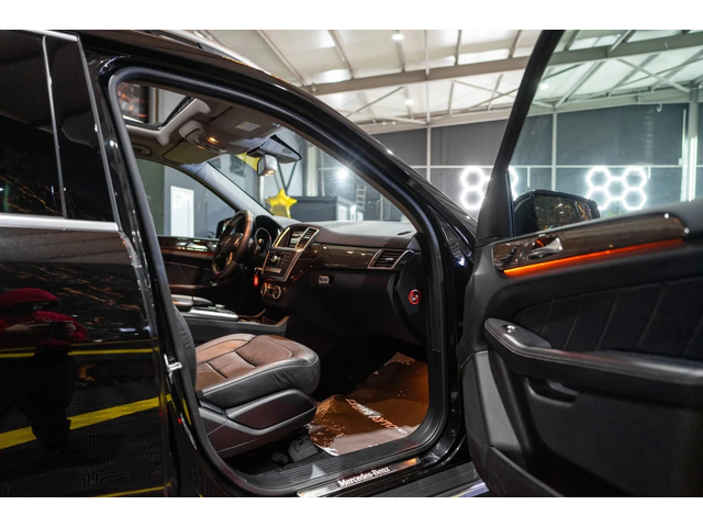 Mercedes-Benz GL 350 7-МЕСТЕН ПАНО FULL AMG LINE ЛИЗИНГ 100% - автомобили, коли, обяви за нови и употребявани 11