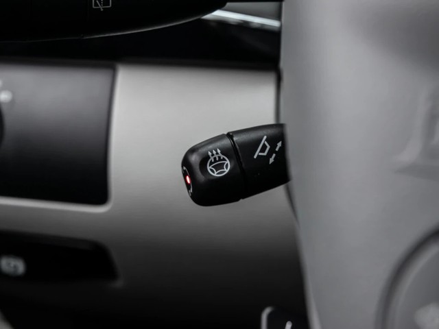 Mercedes-Benz GL 350 | HARMAN KARDON| NAV| SUNROOF| B.SPOT| U SAFETY U - автомобили, коли, обяви за нови и употребявани 11