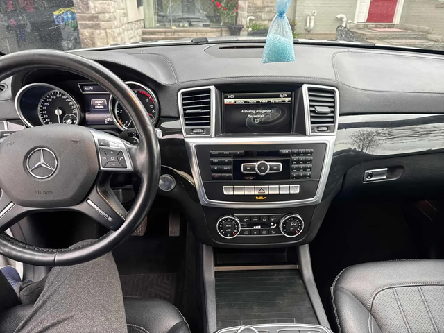 Mercedes-Benz GL 350 BlueTEC/360/Soft close/Air suspension/ПАНОРАМА - автомобили, коли, обяви за нови и употребявани 9