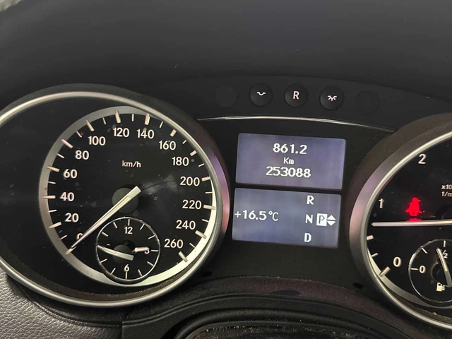 Mercedes-Benz GL 350 BLUETEC * ВЪЗДУШНО ОКАЧВАНЕ* ПОДГРЕВИ* КАМЕРА* - автомобили, коли, обяви за нови и употребявани 7