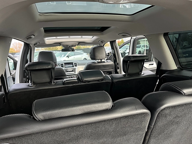 Mercedes-Benz GL 350 AMG OPTIK-PANORAMA-NAVI-LED-BIXENON-ПОДГРЯВАНЕ-FUL - автомобили, коли, обяви за нови и употребявани 14