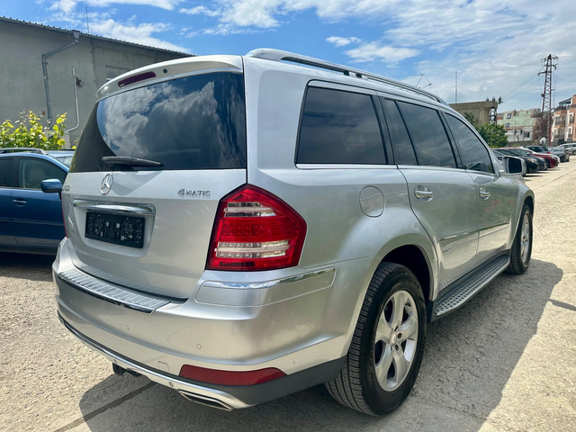 Mercedes-Benz GL 450 - автомобили, коли, обяви за нови и употребявани 4