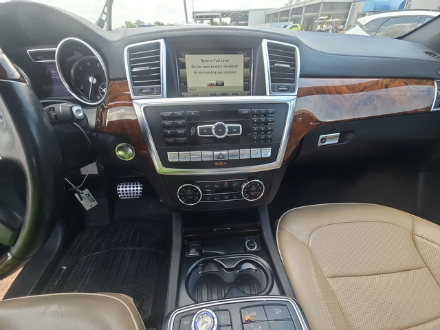 Mercedes-Benz GL 500 AMG* 4MATIC* Обдух* Harman/Kardon* 360* Масаж* - автомобили, коли, обяви за нови и употребявани 10