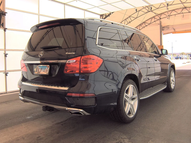 Mercedes-Benz GL 500 AMG* 4MATIC* Обдух* Harman/Kardon* 360* Масаж* - автомобили, коли, обяви за нови и употребявани 3