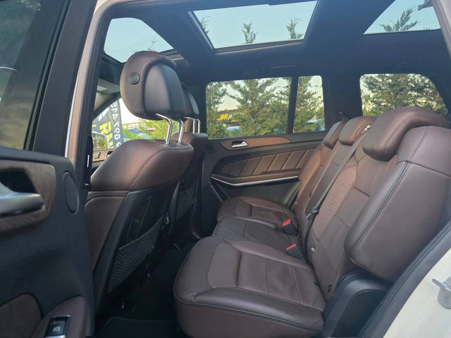 Mercedes-Benz GL 500 4 MATIC FULL AMG LINE 7 МЕСТЕН ПАНО ЛИЗИНГ 100% - автомобили, коли, обяви за нови и употребявани 15