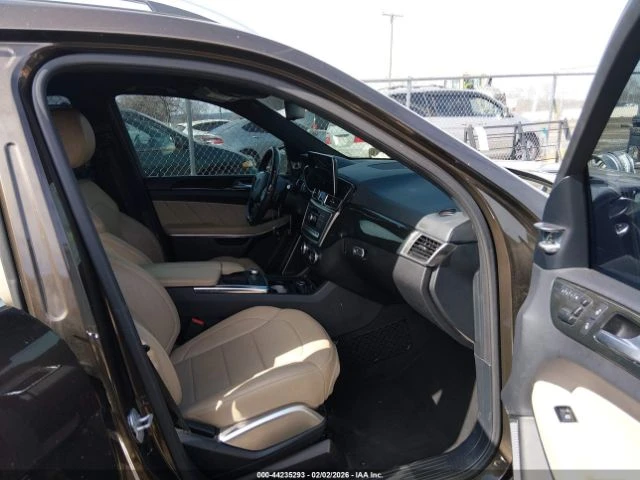 Mercedes-Benz GL 550 - автомобили, коли, обяви за нови и употребявани 4