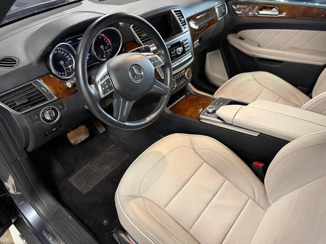 Mercedes-Benz GL 550 AMG PACK| B&O SOUND| FULL | CLEAR CARFAX - автомобили, коли, обяви за нови и употребявани 12