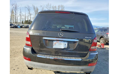 mercedes-benz-gl-550-5-5l-8-all-wheel-drive - 5