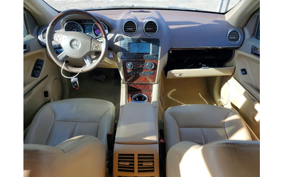 Mercedes-Benz GL 550 5.5L 8 ALL WHEEL DRIVE - автомобили, коли, обяви за нови и употребявани 7