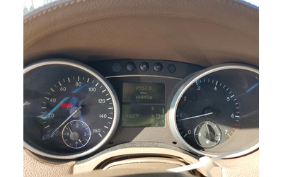 Mercedes-Benz GL 550 5.5L 8 ALL WHEEL DRIVE - автомобили, коли, обяви за нови и употребявани 8