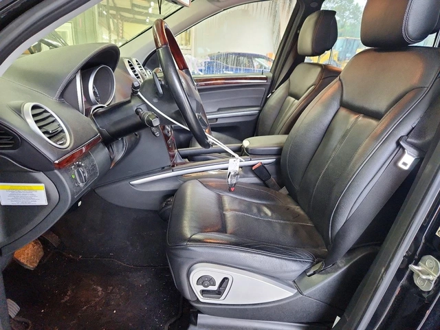 Mercedes-Benz GL 550 4MATIC Реални километри - автомобили, коли, обяви за нови и употребявани 3