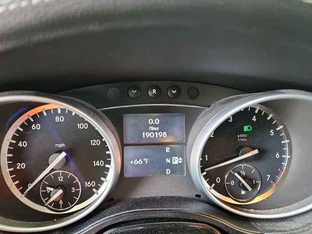 Mercedes-Benz GL 550 4MATIC Реални километри - автомобили, коли, обяви за нови и употребявани 5