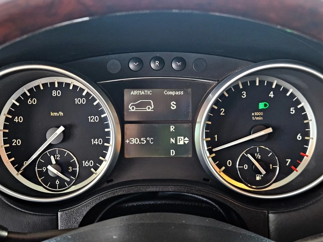 Mercedes-Benz GL 550 AMG/7MESTA/CAMERA/HARMAN/KARDON/ПОДГРЕВ/ОБДУХ/ЛИЗИ - автомобили, коли, обяви за нови и употребявани 11
