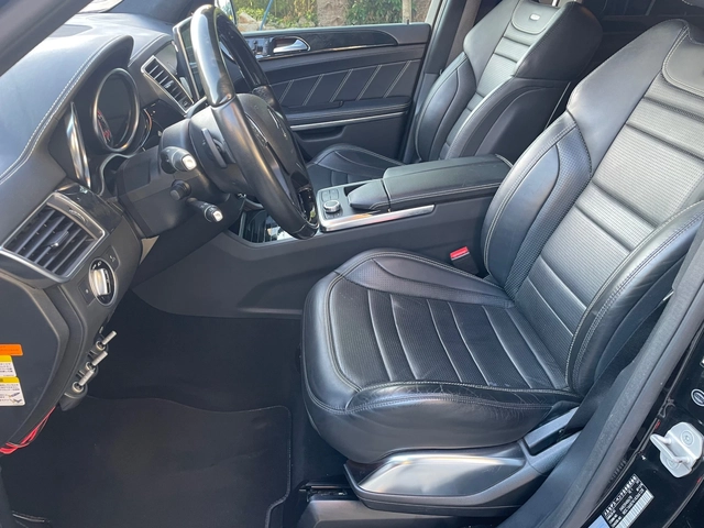 Mercedes-Benz GL 63 AMG Bang & Olufsen - автомобили, коли, обяви за нови и употребявани 7