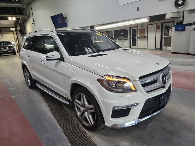 Mercedes-Benz GL-CLASS 4.6L 8cyl AWD - автомобили, коли, обяви за нови и употребявани 1