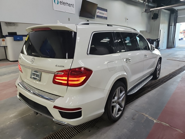 Mercedes-Benz GL-CLASS 4.6L 8cyl AWD - автомобили, коли, обяви за нови и употребявани 2