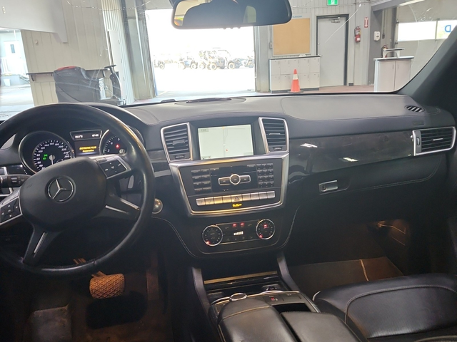 Mercedes-Benz GL-CLASS 4.6L 8cyl AWD - автомобили, коли, обяви за нови и употребявани 9