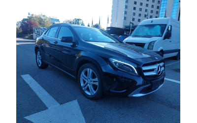 mercedes-benz-gla-180 - 1
