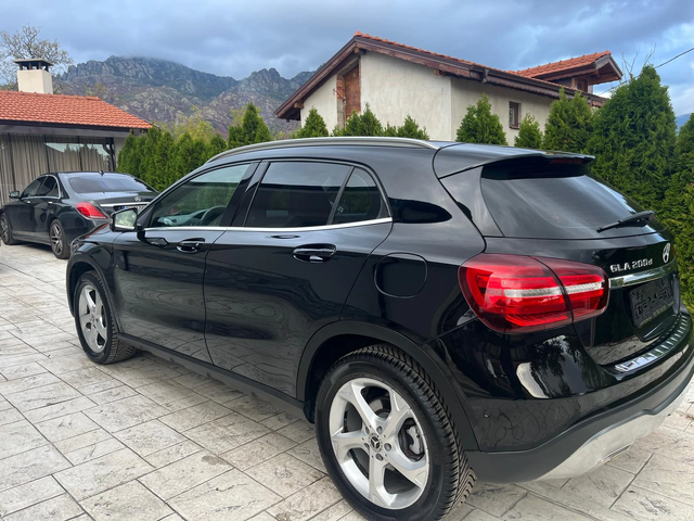 Mercedes-Benz GLA 200 2.0 CDI FACE НАПЪЛНО ОТСЛУЖЕН - автомобили, коли, обяви за нови и употребявани 7