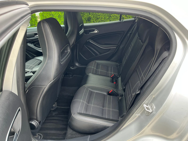 Mercedes-Benz GLA 200 2.0 CDI  AVTO KOJA - автомобили, коли, обяви за нови и употребявани 8