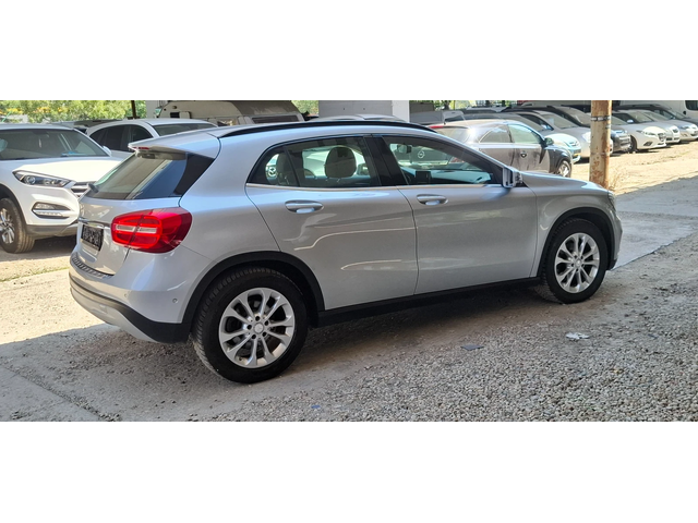 Mercedes-Benz GLA 200 2.2 136 Топ  4matic - автомобили, коли, обяви за нови и употребявани 7