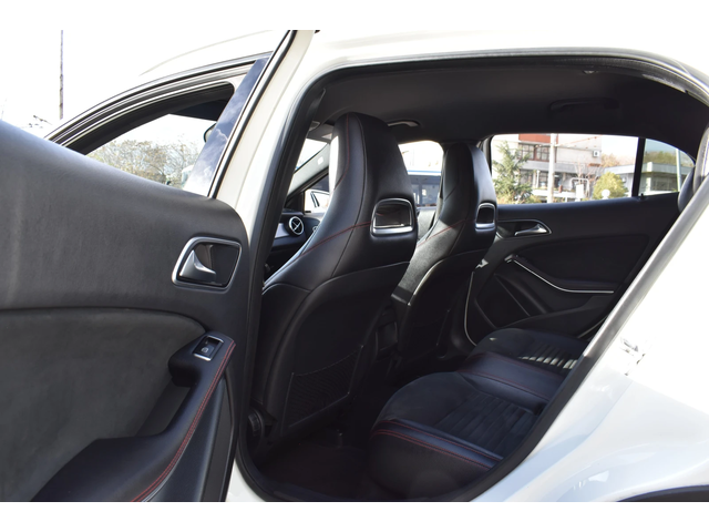 Mercedes-Benz GLA 200 4MATIC* AMG-LINE* FULL-LED - автомобили, коли, обяви за нови и употребявани 11