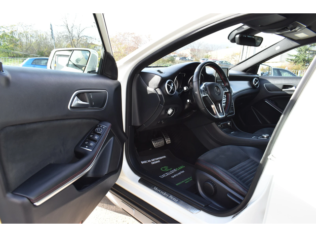 Mercedes-Benz GLA 200 4MATIC* AMG-LINE* FULL-LED - автомобили, коли, обяви за нови и употребявани 8