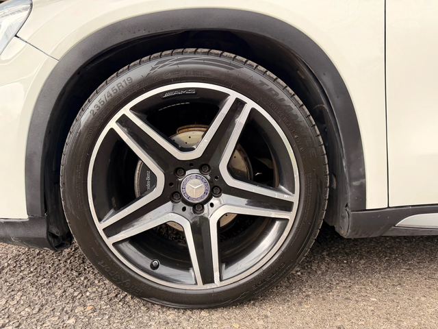 Mercedes-Benz GLA 200 CDI / 4-MATIC / AMG PACK - автомобили, коли, обяви за нови и употребявани 15