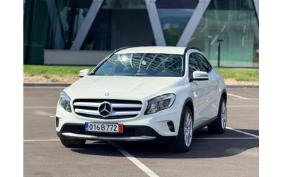 mercedes-benz-gla-200 - 0
