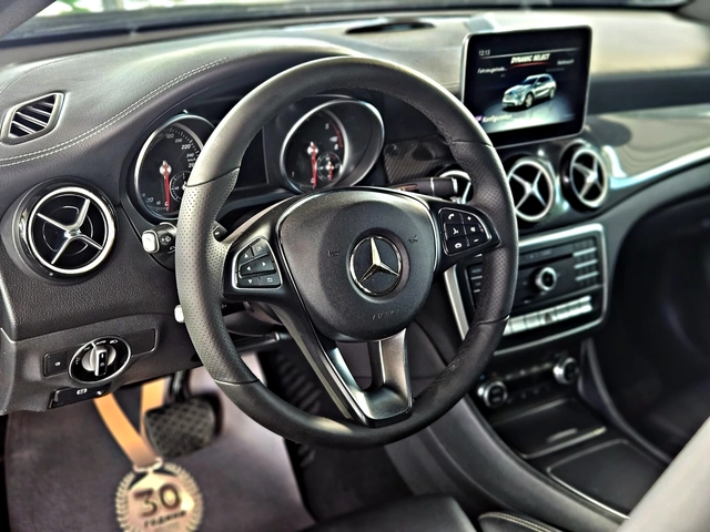 Mercedes-Benz GLA 200 AMG/FACE/GERMANY/CAMERA/AMBIENT/LIZING - автомобили, коли, обяви за нови и употребявани 9