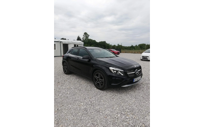 mercedes-benz-gla-220 - 0