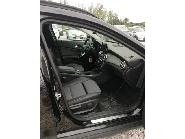 Mercedes-Benz GLA 220 2.2 D Full Service 177кс. - автомобили, коли, обяви за нови и употребявани 8