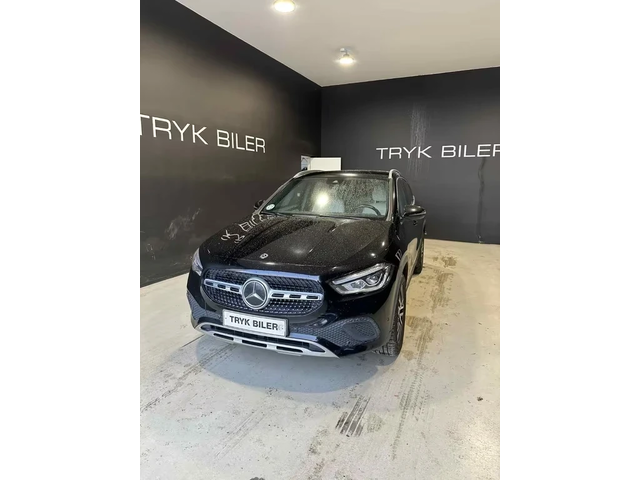 Mercedes-Benz GLA 220 2.2 d 190кс - автомобили, коли, обяви за нови и употребявани 0