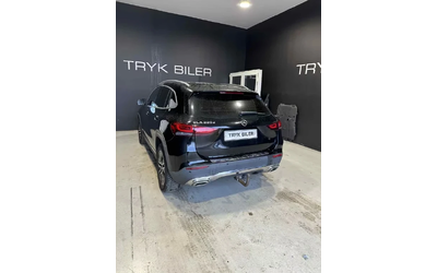 mercedes-benz-gla-220 - 1