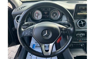 Mercedes-Benz GLA 220 LED* AVTOMATIK* SPORT PAKET* TOP* - автомобили, коли, обяви за нови и употребявани 11