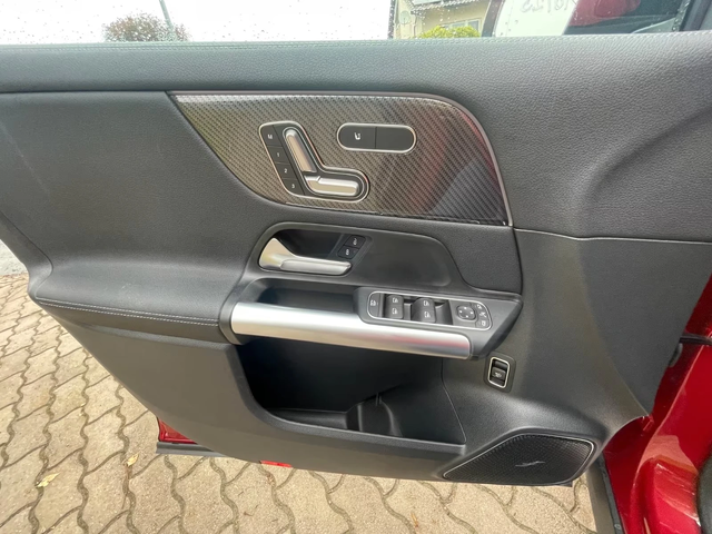 Mercedes-Benz GLA 220 d 4Matic - автомобили, коли, обяви за нови и употребявани 13