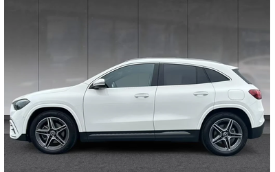 mercedes-benz-gla-220 - 1