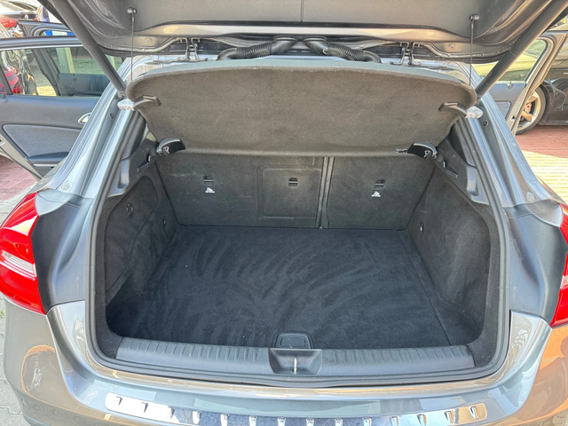 Mercedes-Benz GLA 220 CDI#4MATIC#NAVI#CAMERA#ПОДГРЕВ#189ТКМ - автомобили, коли, обяви за нови и употребявани 13