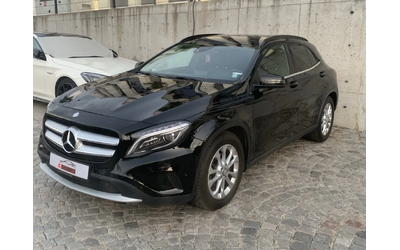 mercedes-benz-gla-220 - 1