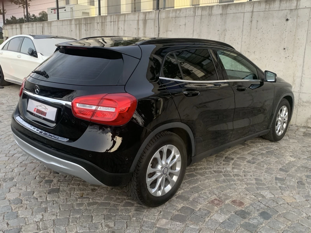 Mercedes-Benz GLA 220 4x4/NAVI/Xenon/Auto/MULTY/Excellent!!! - автомобили, коли, обяви за нови и употребявани 4