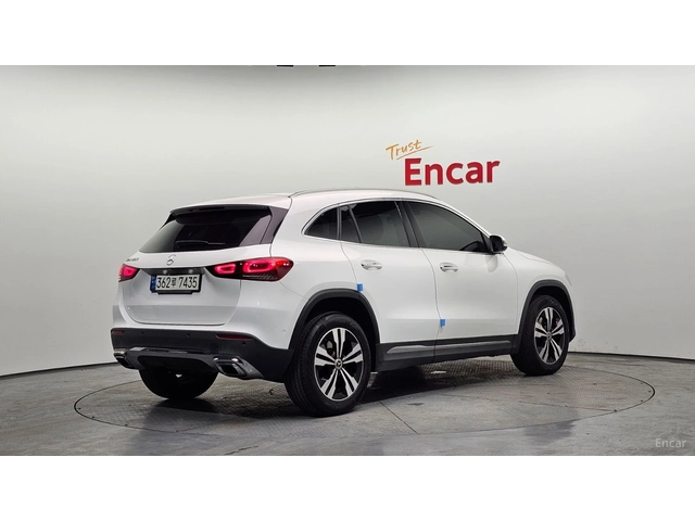 Mercedes-Benz GLA 220 ДИСТРОНИК* КАМЕРА* ПАНОРАМА* ПОДГРЕВ* - автомобили, коли, обяви за нови и употребявани 1