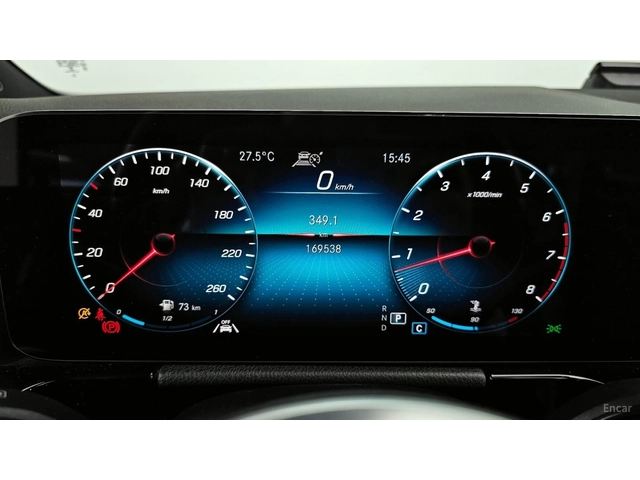 Mercedes-Benz GLA 220 ДИСТРОНИК* КАМЕРА* ПАНОРАМА* ПОДГРЕВ* - автомобили, коли, обяви за нови и употребявани 7