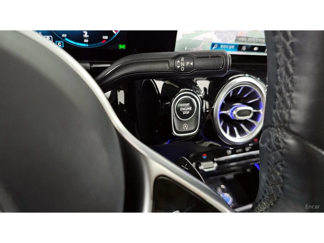 Mercedes-Benz GLA 220 ДИСТРОНИК* КАМЕРА* ПАНОРАМА* ПОДГРЕВ* - автомобили, коли, обяви за нови и употребявани 8