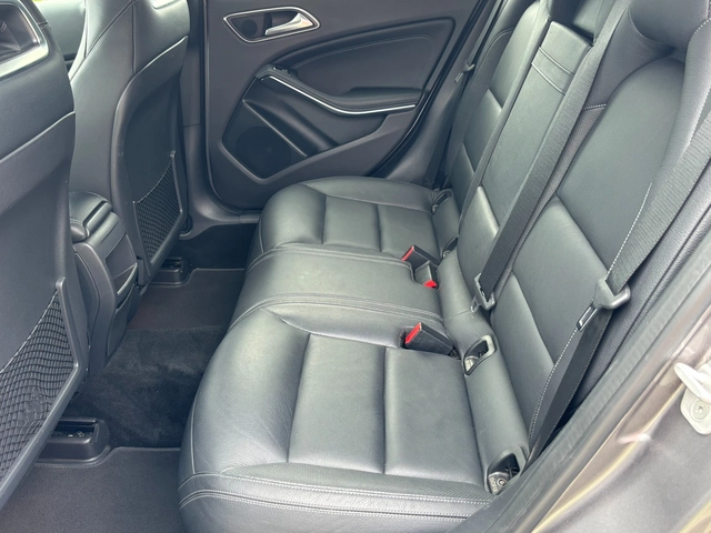 Mercedes-Benz GLA 220 CDI 4MATIC - автомобили, коли, обяви за нови и употребявани 11