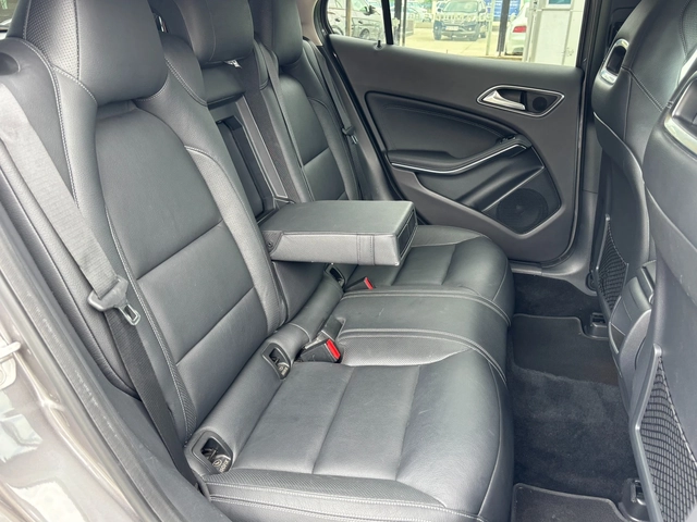 Mercedes-Benz GLA 220 CDI 4MATIC - автомобили, коли, обяви за нови и употребявани 12