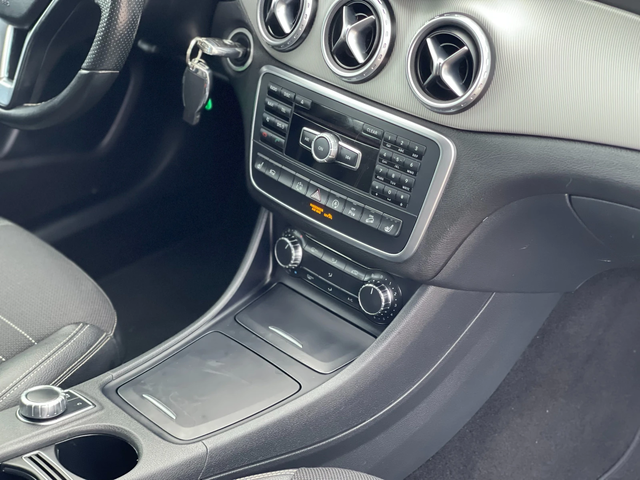 Mercedes-Benz GLA 250 AMG 4M - автомобили, коли, обяви за нови и употребявани 11