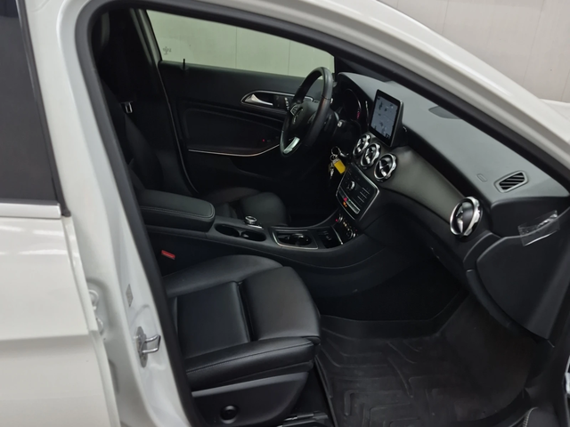 Mercedes-Benz GLA 250 AMG-pkg* 4Matic* Обдух* Подгрев* Задна камера* - автомобили, коли, обяви за нови и употребявани 7