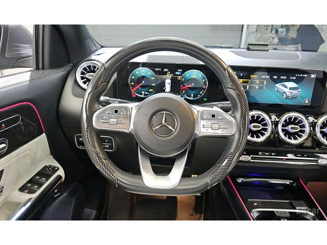 Mercedes-Benz GLA 250 4MATIC* AMG* DISTRONIC* ПОДГРЕВ* ПАНОРАМА* КЕЙЛЕС - автомобили, коли, обяви за нови и употребявани 10