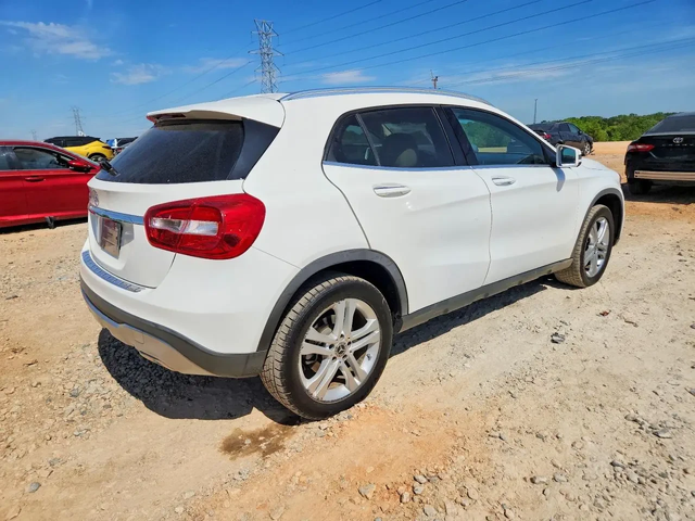 Mercedes-Benz GLA 250 - автомобили, коли, обяви за нови и употребявани 4