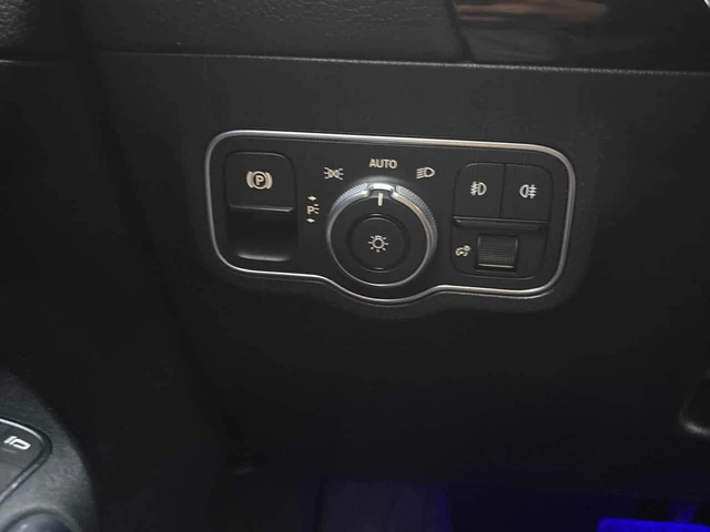 Mercedes-Benz GLA 250 4MATIC* DISTRONIC* AMBIENTNO* PANO* - автомобили, коли, обяви за нови и употребявани 12